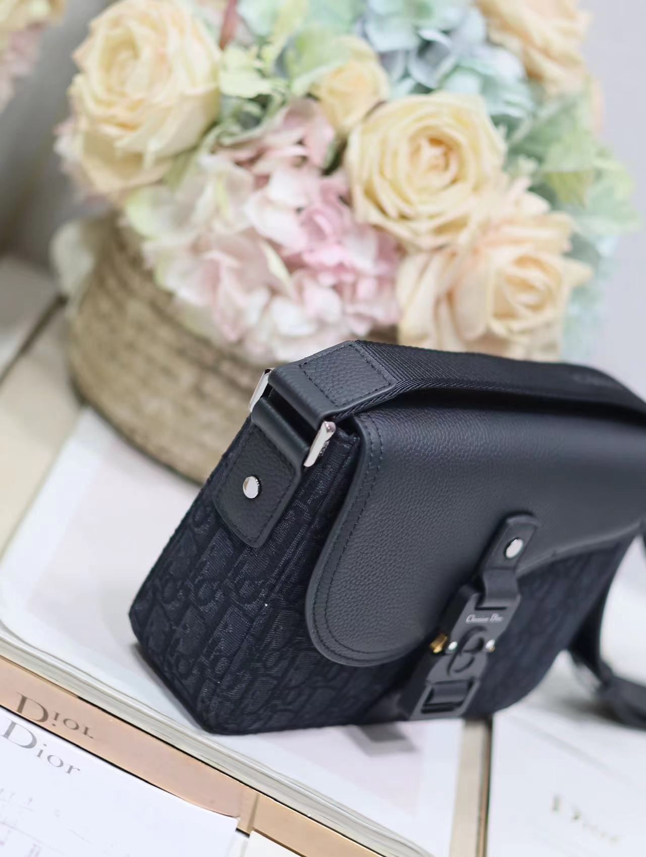 DIOR CD SADDLE BAG