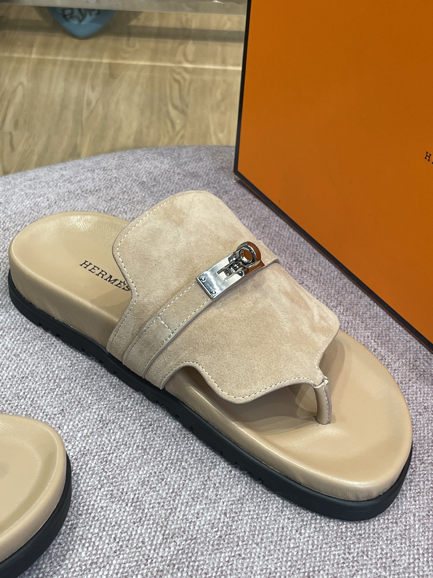 Hermès new pure leather classic Kelly flip-flops