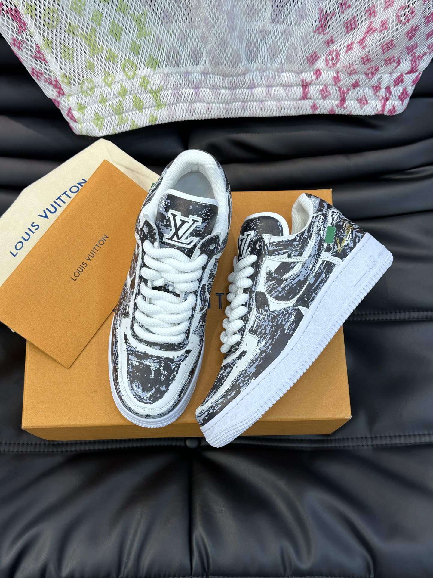 LV x nike low-top casual sneakers