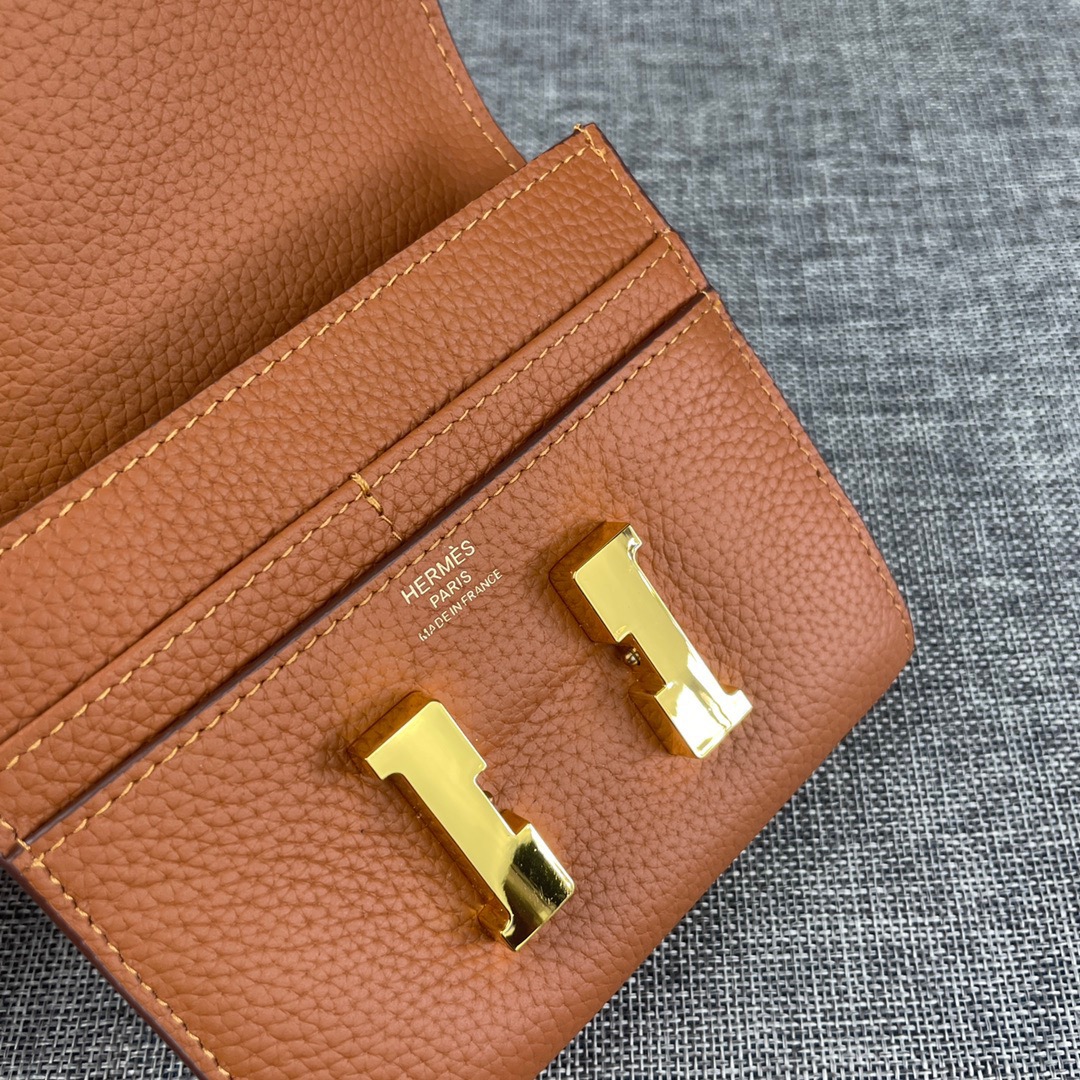 Hermes wallet （13cm)