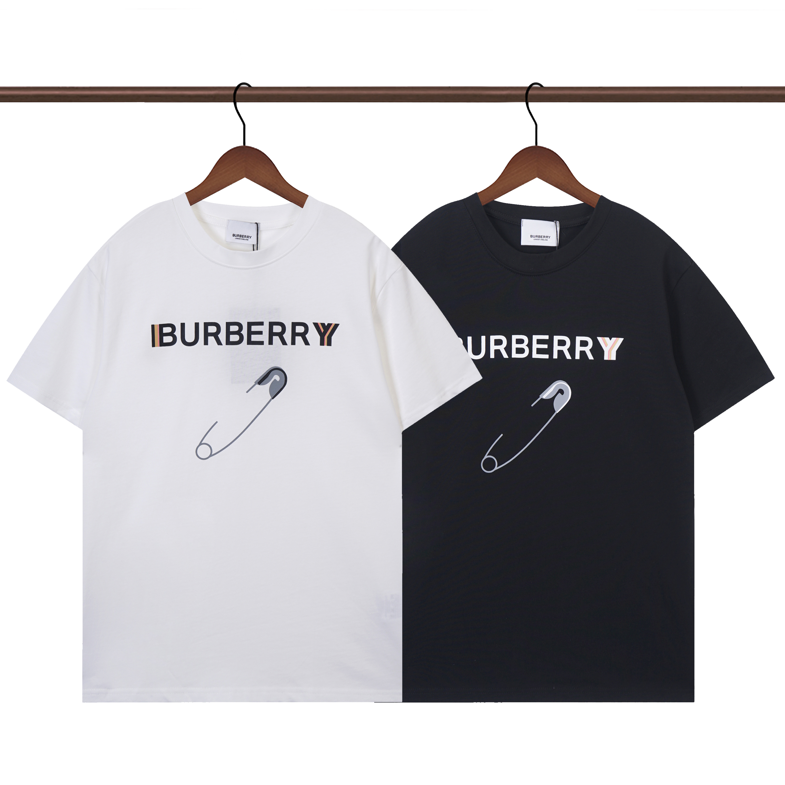 BURBERRY T shirt