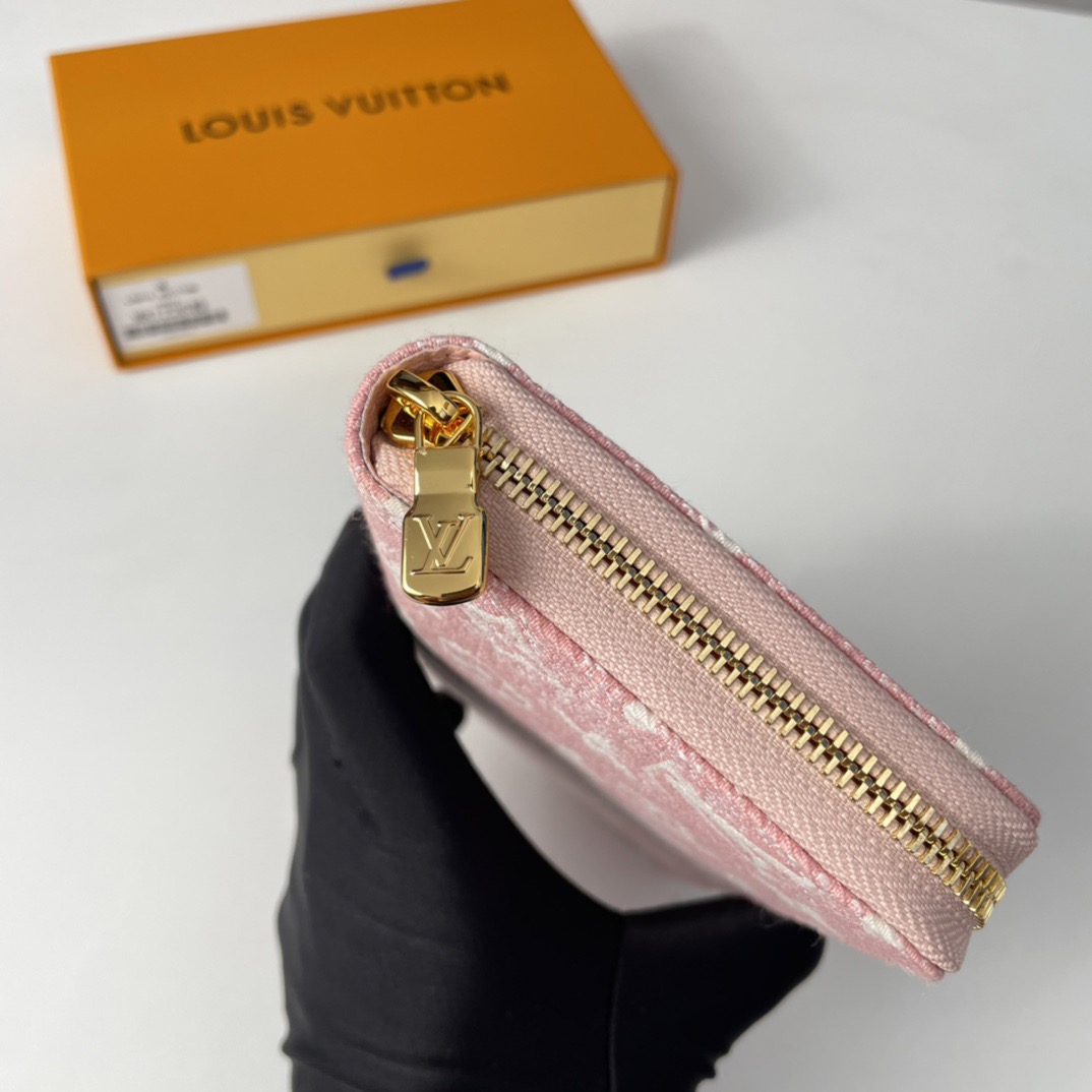 LV Zippy Wallet Monogram Jacquard Denim ( best quality)