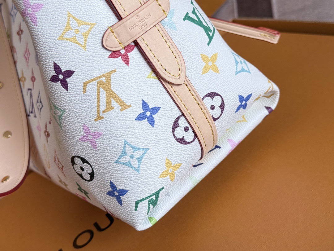 LV x TM Carryall Handbag