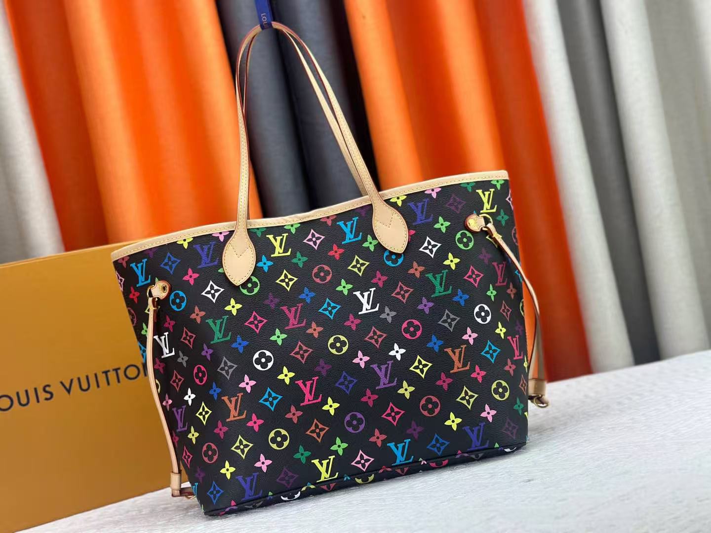 LV Neverfull Handbag