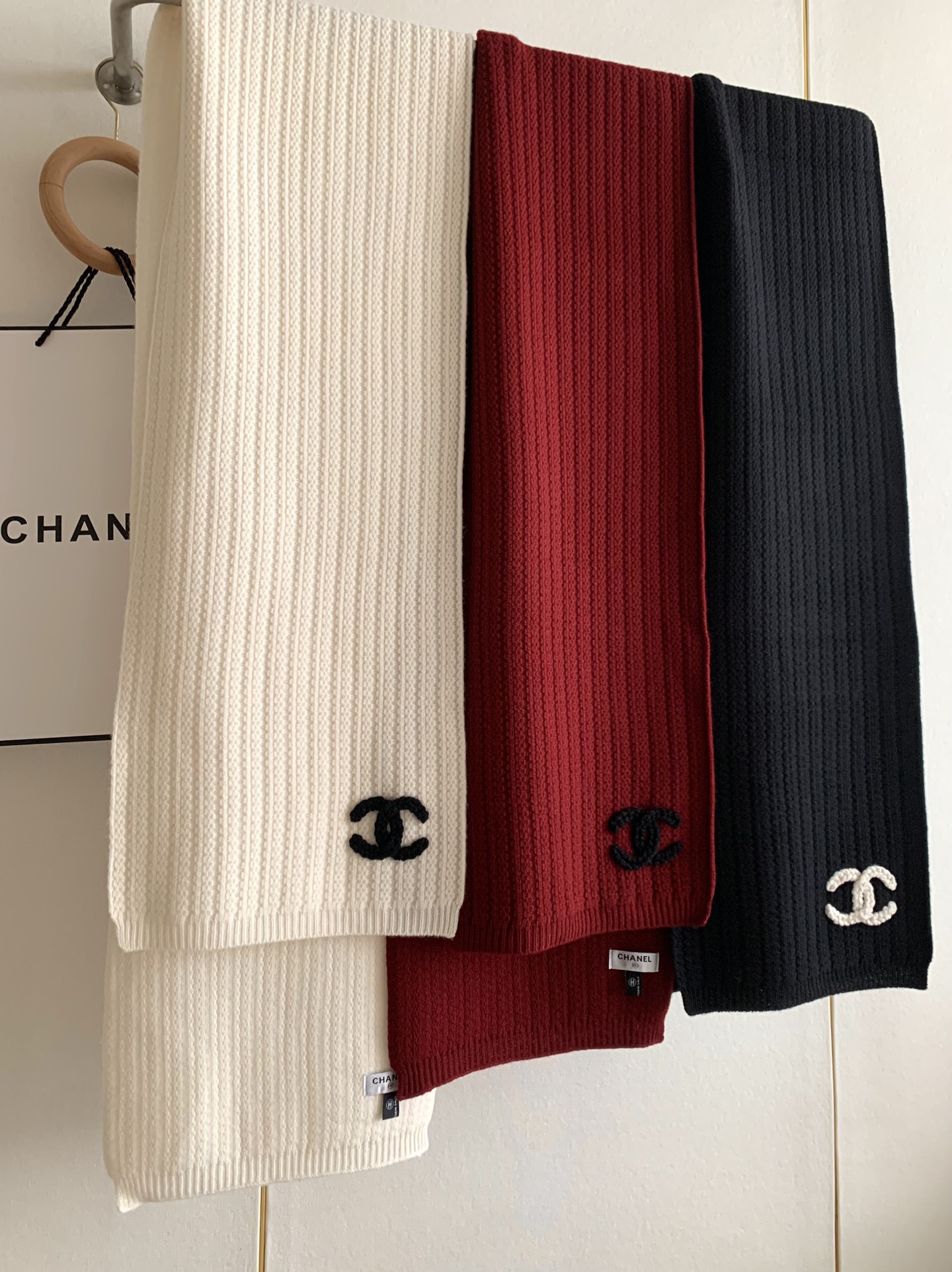 CHANEL scarf
